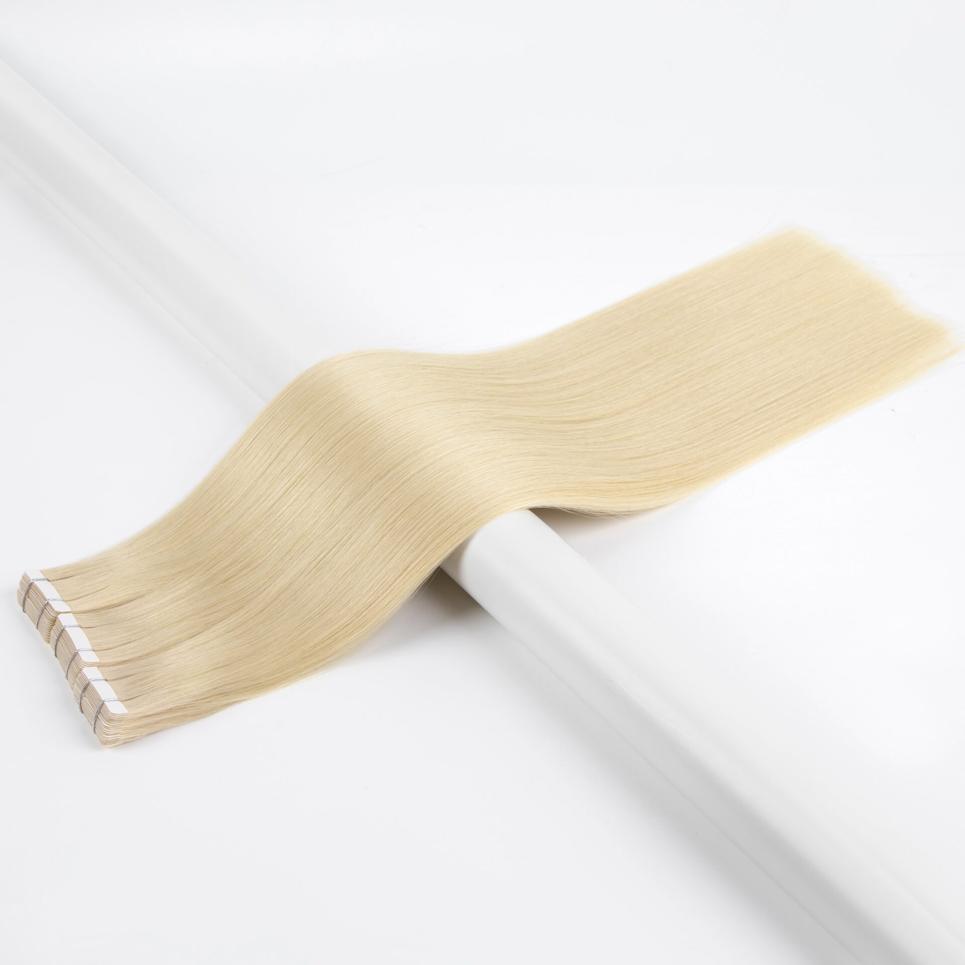 Vlasove Pasky Blond vanilla Vlasove Pasky blond tape in vlasy blond